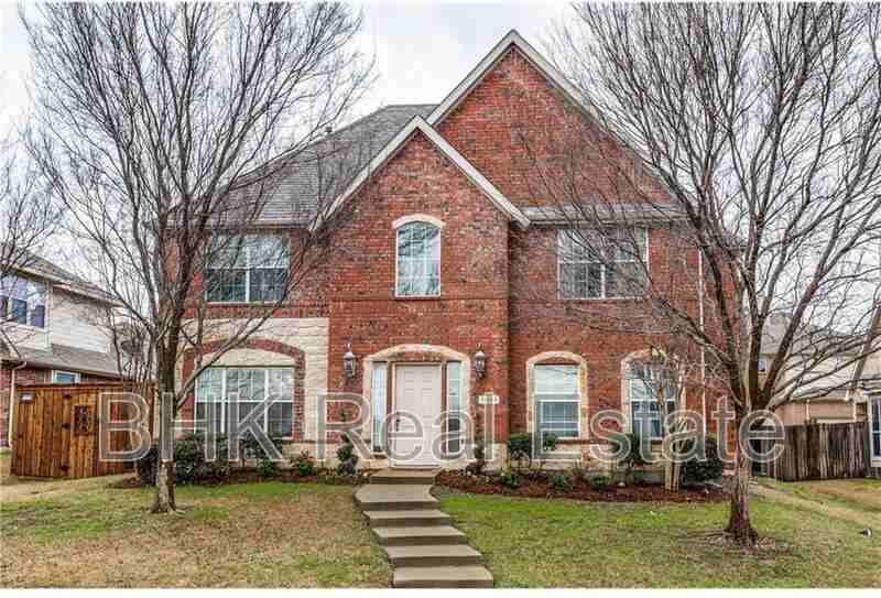 11861 Tyler Dr - Photo 2 of 23