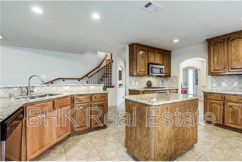 11861 Tyler Dr - Photo 5 of 23