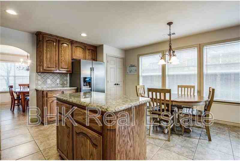 11861 Tyler Dr - Photo 6 of 23