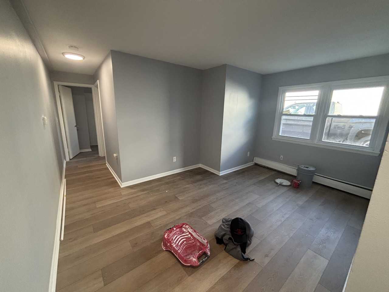 234 West Commercial Street - Photo 6 of 13