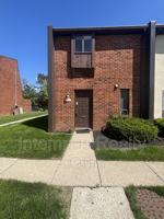 featured image of 10 King Arthur Ct