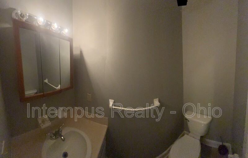 10 King Arthur Ct - Photo 4 of 30