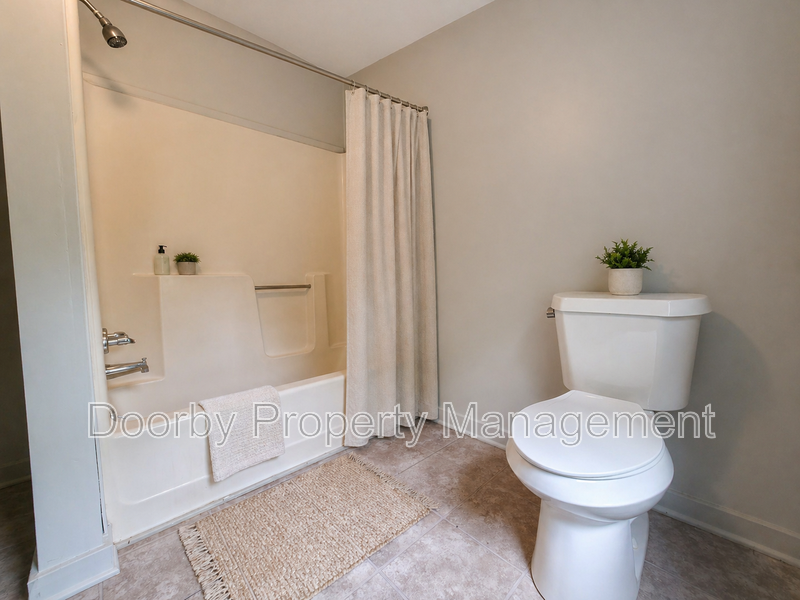 106 Champion Rd - Photo 4 of 11