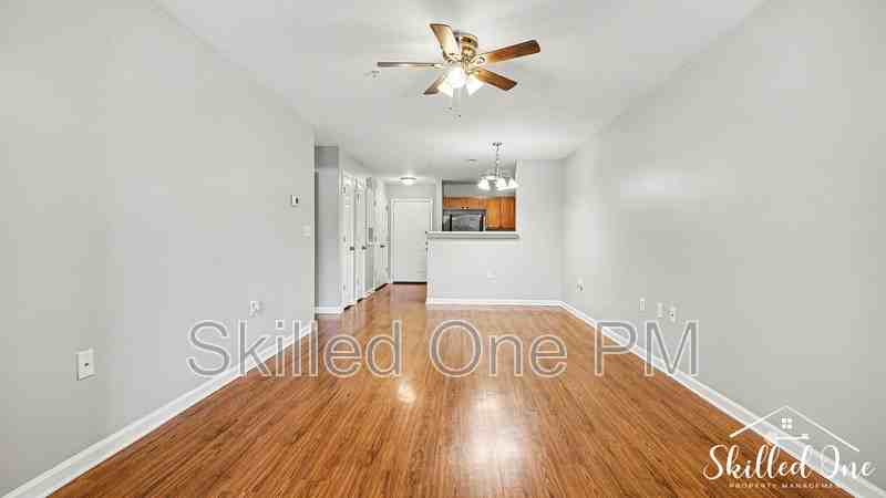1380 Heritage Pointe Driveunit - Photo 2 of 19