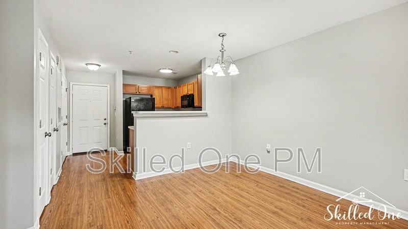 1380 Heritage Pointe Driveunit - Photo 3 of 19
