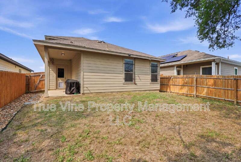 3434 Hacienda Way - Photo 4 of 29