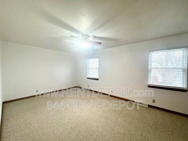 306 Bob Court Dr - Photo 7 of 13