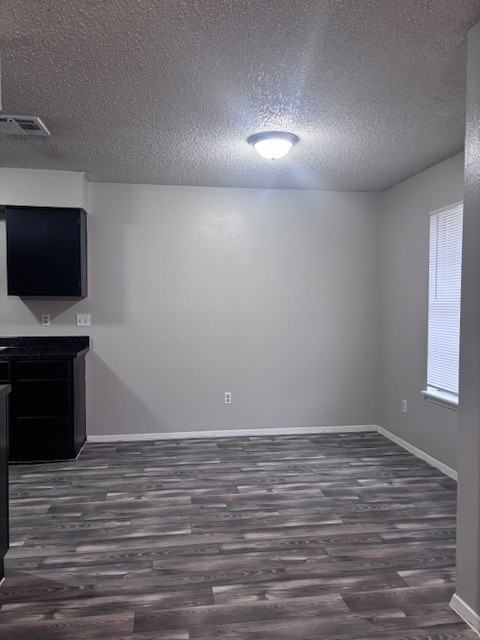 Carroll Lane Apartments - Photo 3 of 20