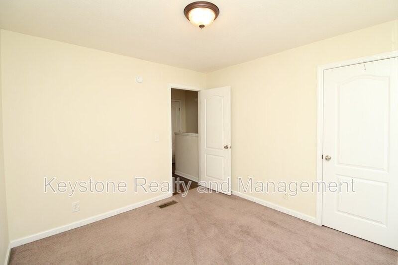 2300 Raleigh Ct - Photo 7 of 8