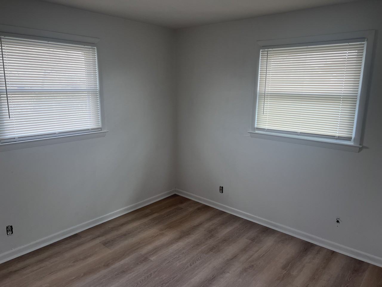 6234 N 91st St #8 - Photo 3 of 7