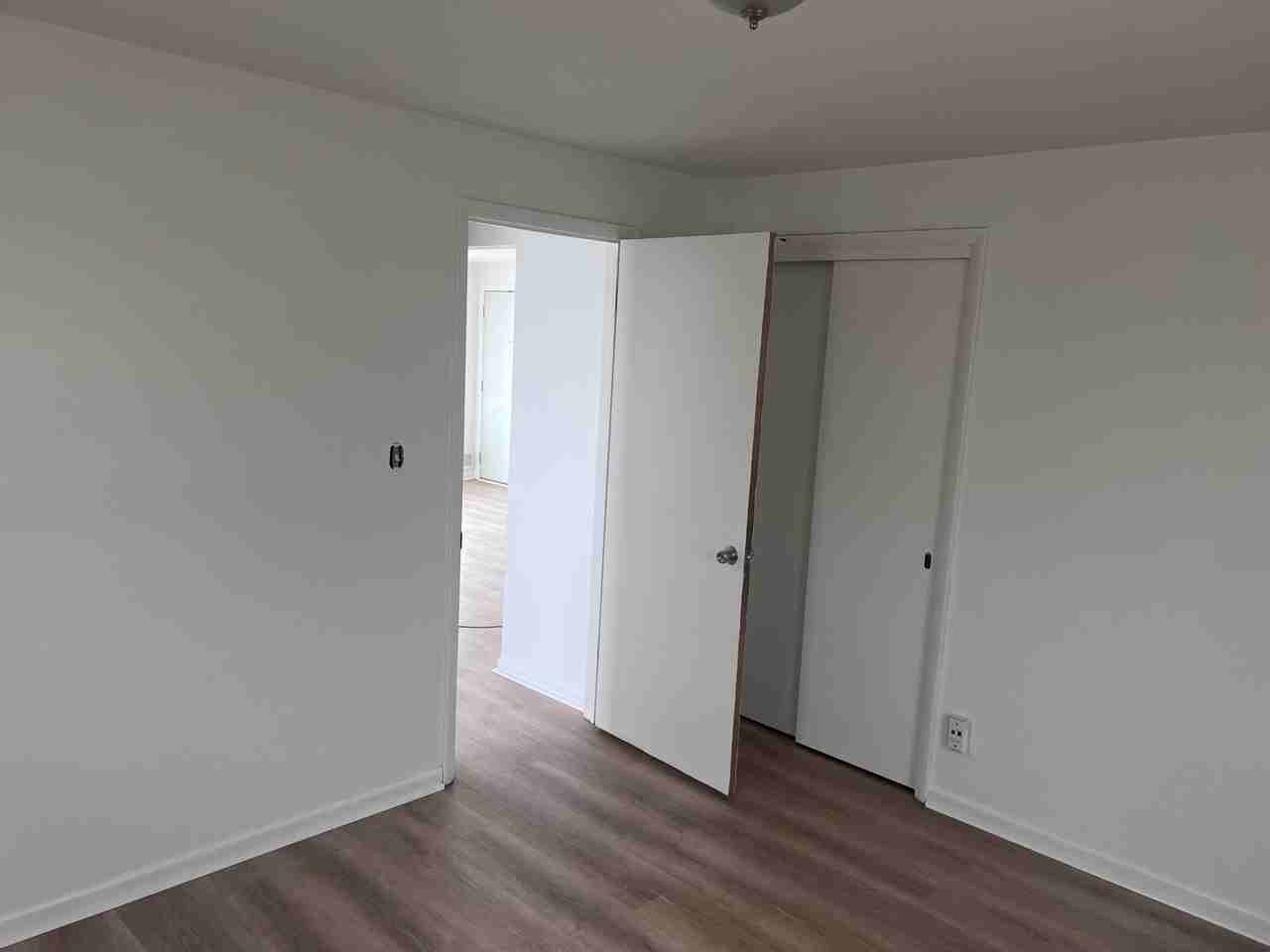 6234 N 91st St #8 - Photo 5 of 7