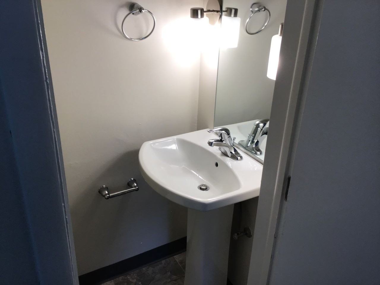 Wyncote Apartments - Photo 6 of 26