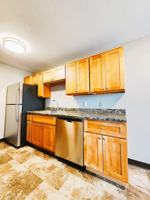 featured image of 160 Van Giesen St