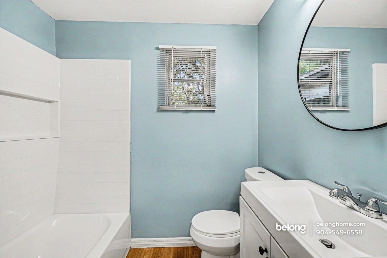 392 Arora Blvd - Photo 2 of 17