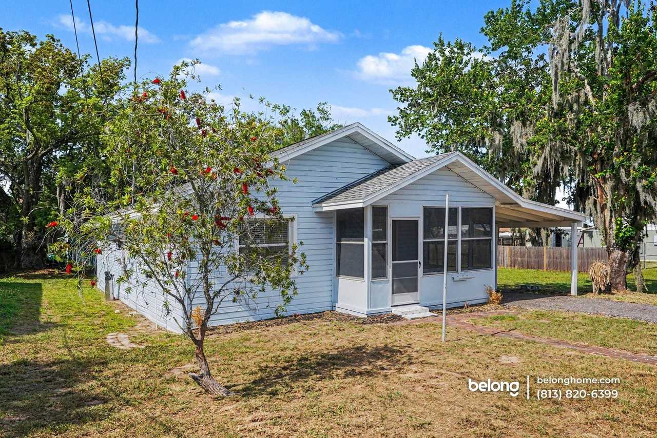 403 Virginia St - Photo 4 of 18