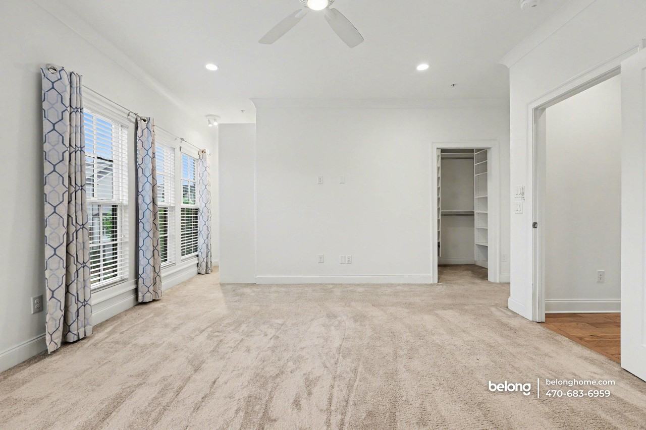 372 Concord St - Photo 6 of 30