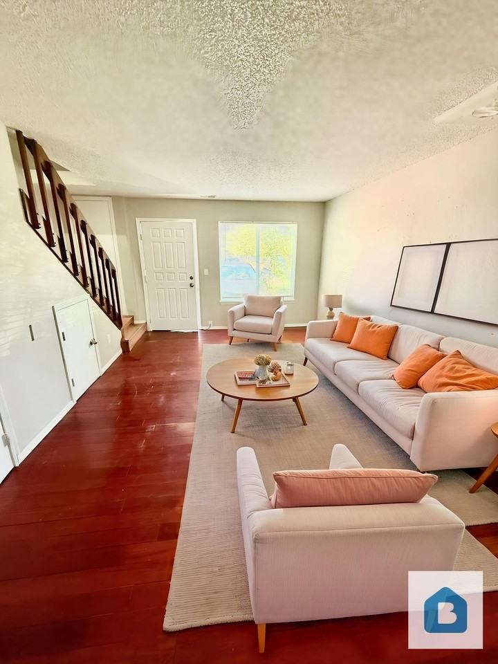 1121 Mazatlan Cir. - Photo 4 of 6