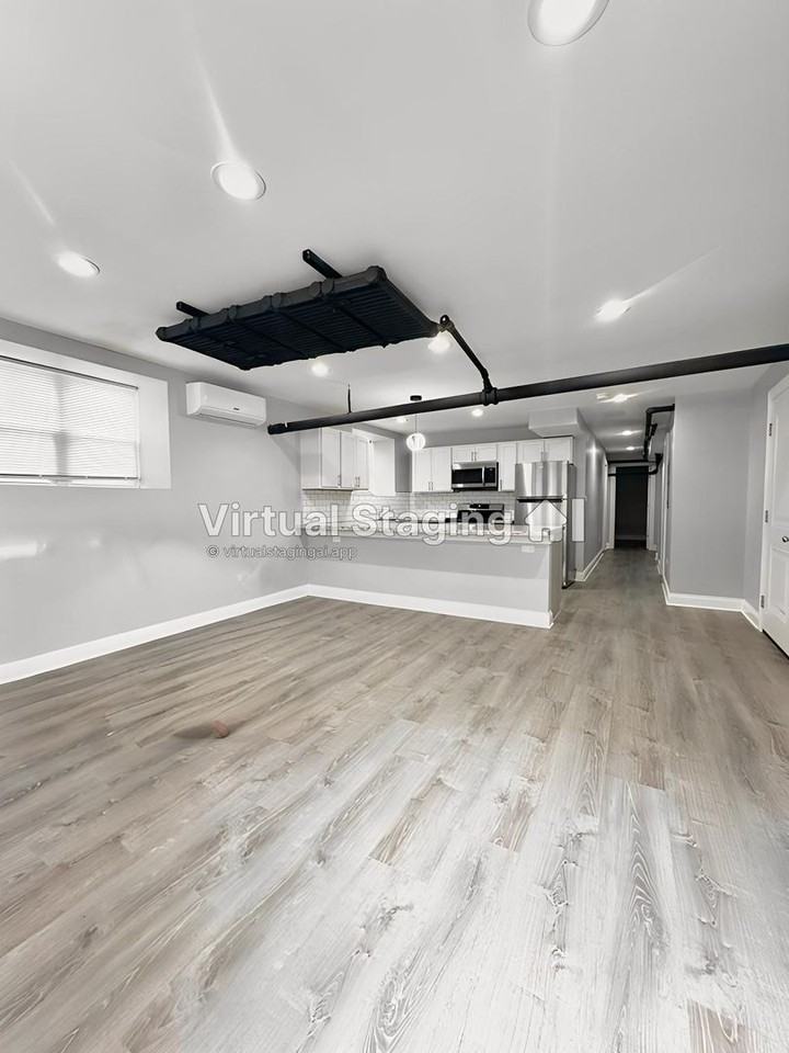 6257 Lakewood - Photo 2 of 11