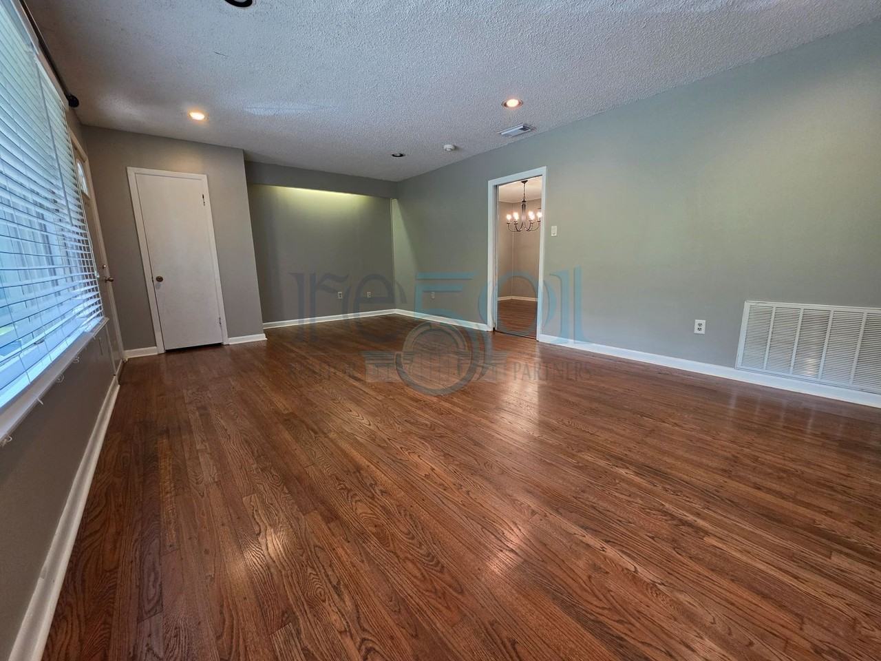 117 Link Rd - Photo 6 of 34