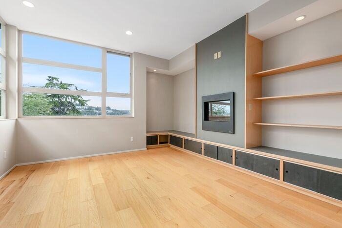 2351 Yale Ave E #B - Photo 2 of 50