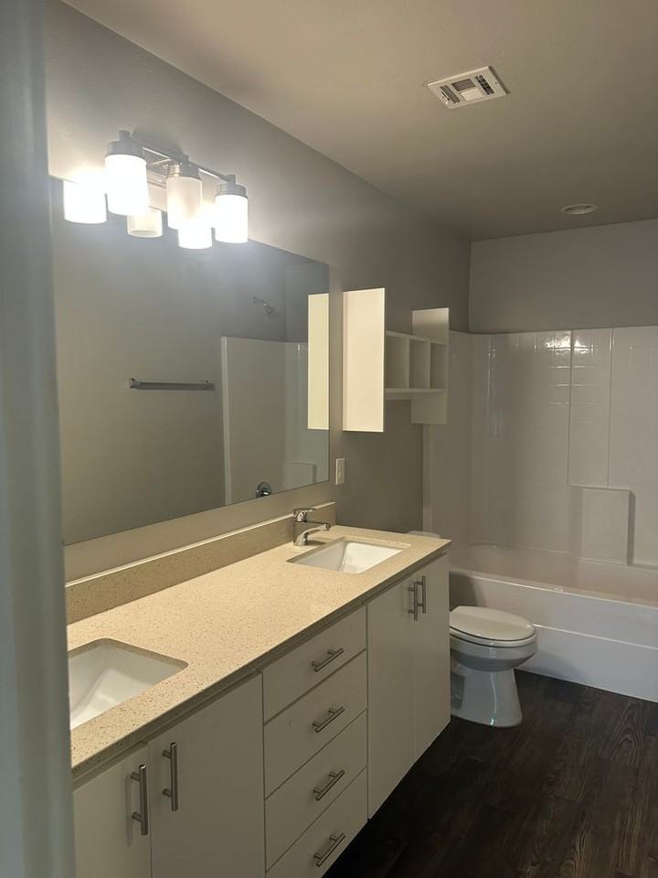 732 Sw 14th St #732-14 - Photo 7 of 23