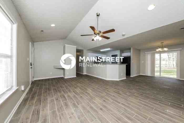 126 Martindale Rd - Photo 3 of 16