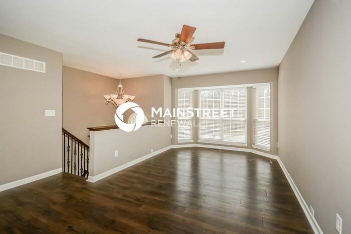 3409 5 Oaks Ct - Photo 4 of 17