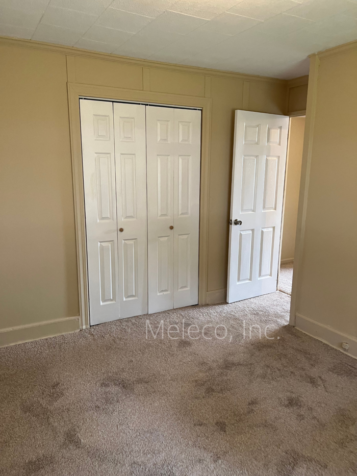 1020 Washington Ave - Photo 6 of 9