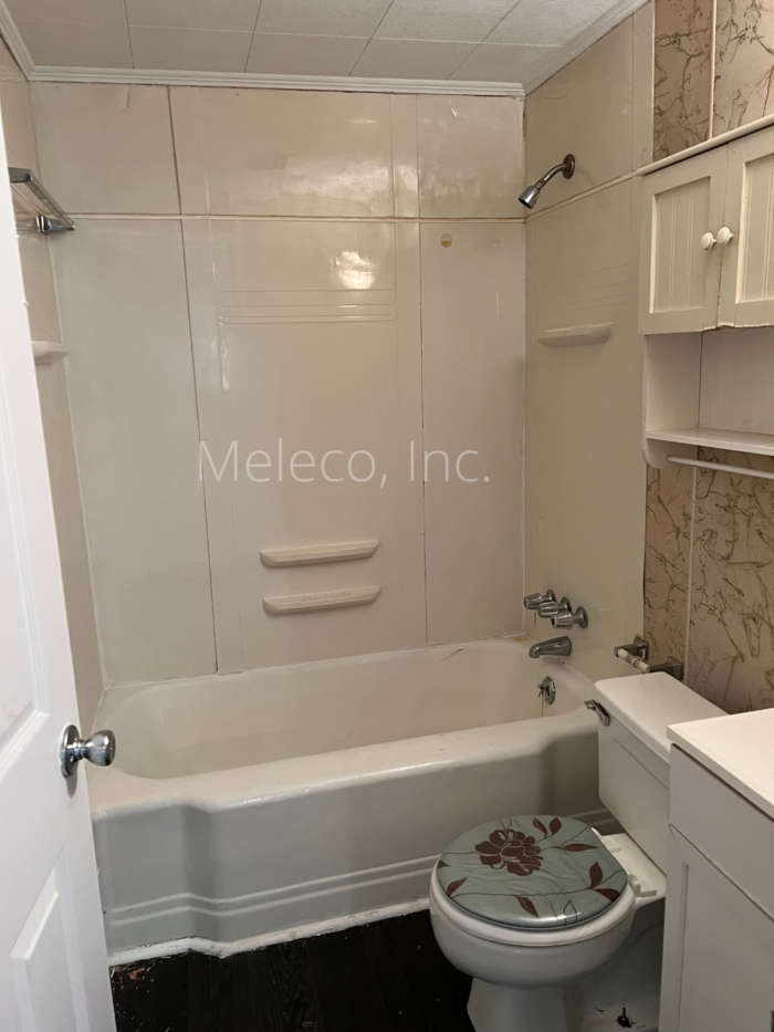 1020 Washington Ave - Photo 7 of 9