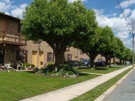 featured image of 67 E Franklin St