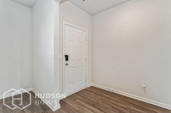 1262 Fendt Dr - Photo 4 of 24
