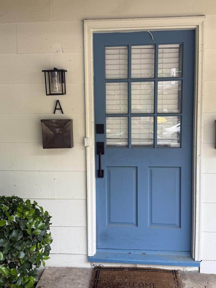 707 Delmar Avenue Southeast - Photo 3 of 12