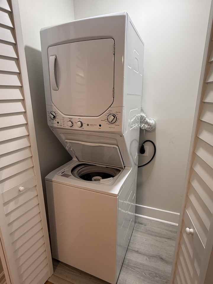 707 Delmar Avenue Southeast - Photo 7 of 12