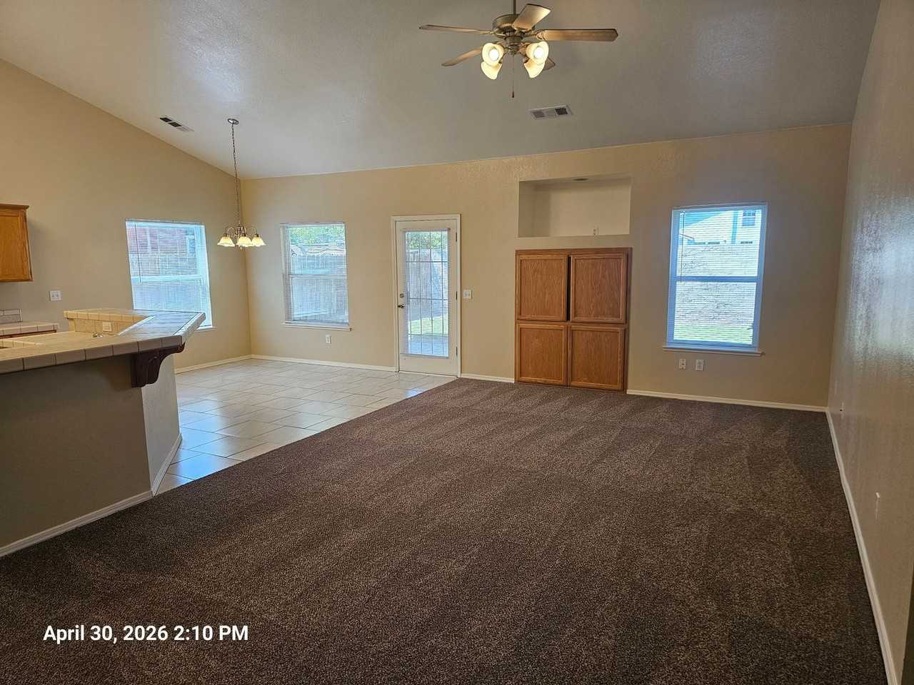 1630 E Knight Ct - Photo 3 of 10