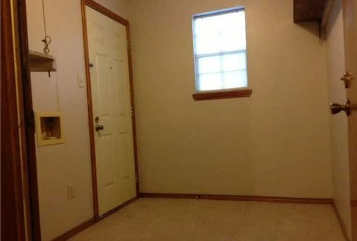 1025 Rio Rico Rd #F - Photo 7 of 9