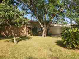 featured image of 814 E Ebony Dr