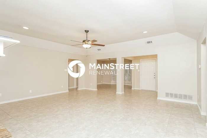 4202 High Mesa Ct - Photo 5 of 16
