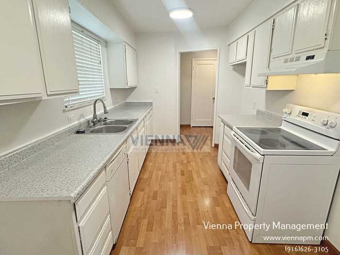 3317 Bristol Rd - Photo 5 of 16