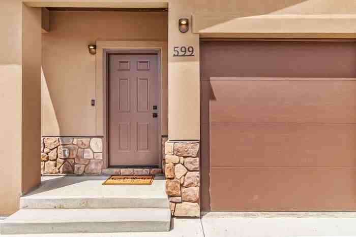 599 Teatro Ct - Photo 2 of 20