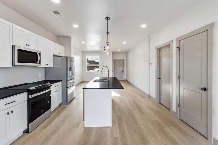 599 Teatro Ct - Photo 4 of 20