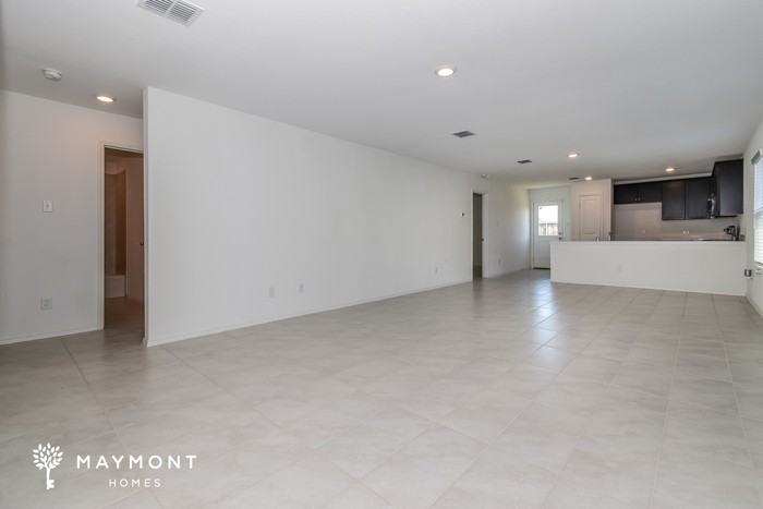 5817 Rockrose Ln - Photo 3 of 14