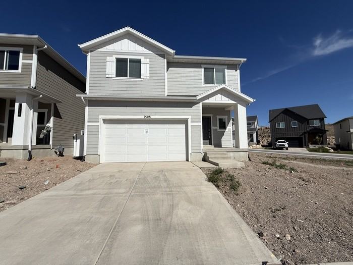 1508 W Charmer Ln
