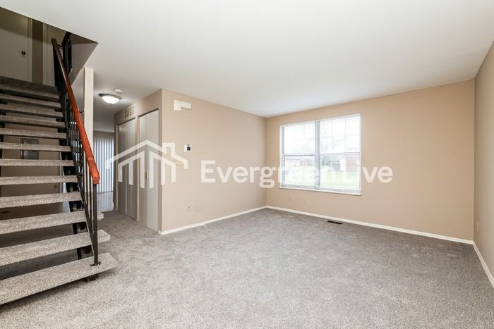 7618 Mount Hood - Photo 3 of 15