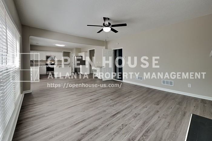 2215 Traywick Chase - Photo 5 of 24