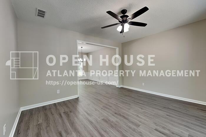 2215 Traywick Chase - Photo 7 of 24