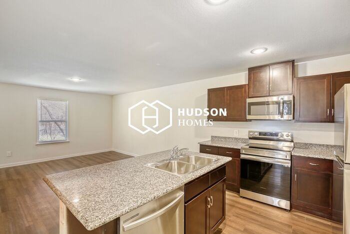 3604 Bourland St - Photo 5 of 14