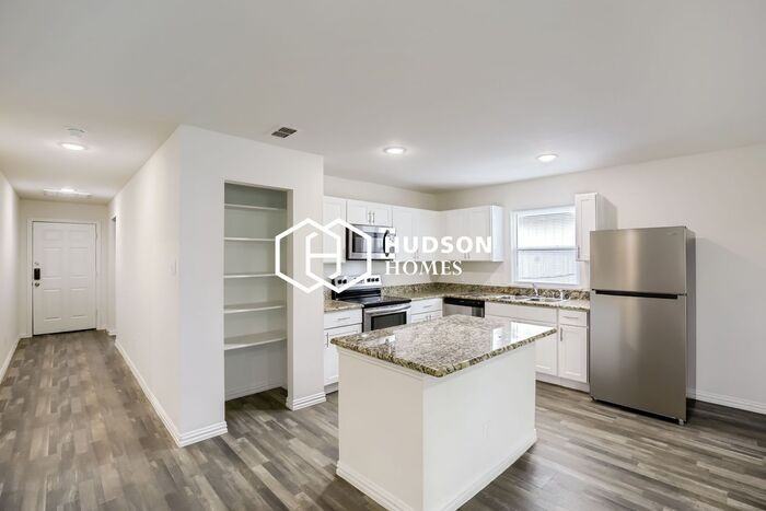 149 Sunset Bay Dr - Photo 5 of 14