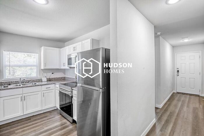 433 Shorty St - Photo 6 of 14