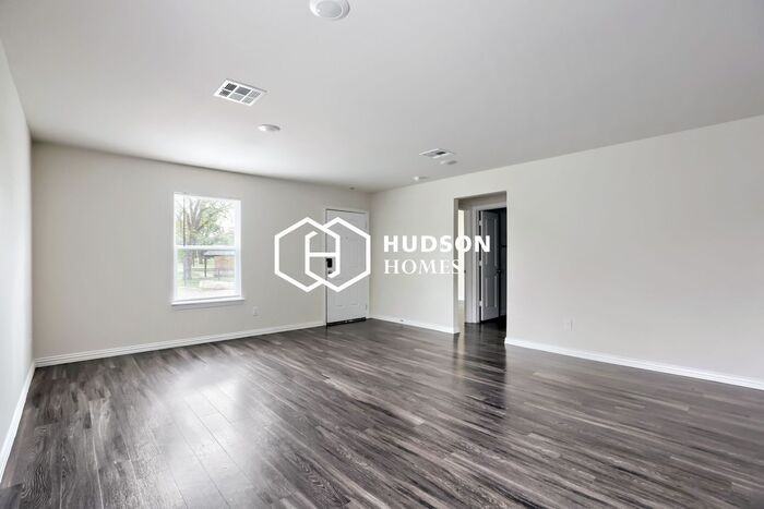 505 S 16th St - Photo 3 of 14