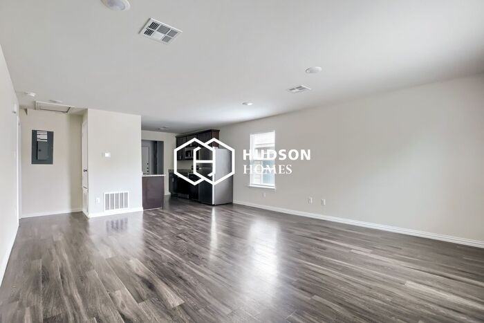 505 S 16th St - Photo 4 of 14